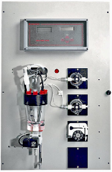 8810 Procesni ion selektivni analizator i titrator